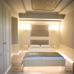Lotus Hotel