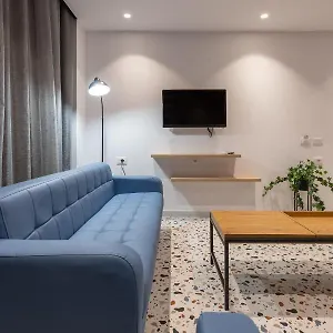 Apartament & Pool - 365, Tirana