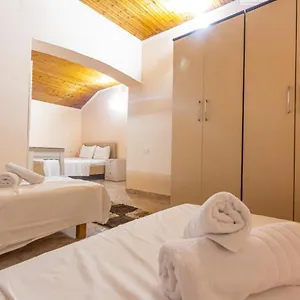 Hostel Relax, Tirana