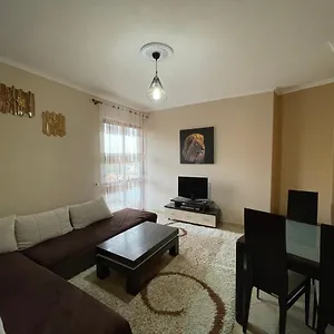 Oda ve Kahvaltı - Private 2, Tiran